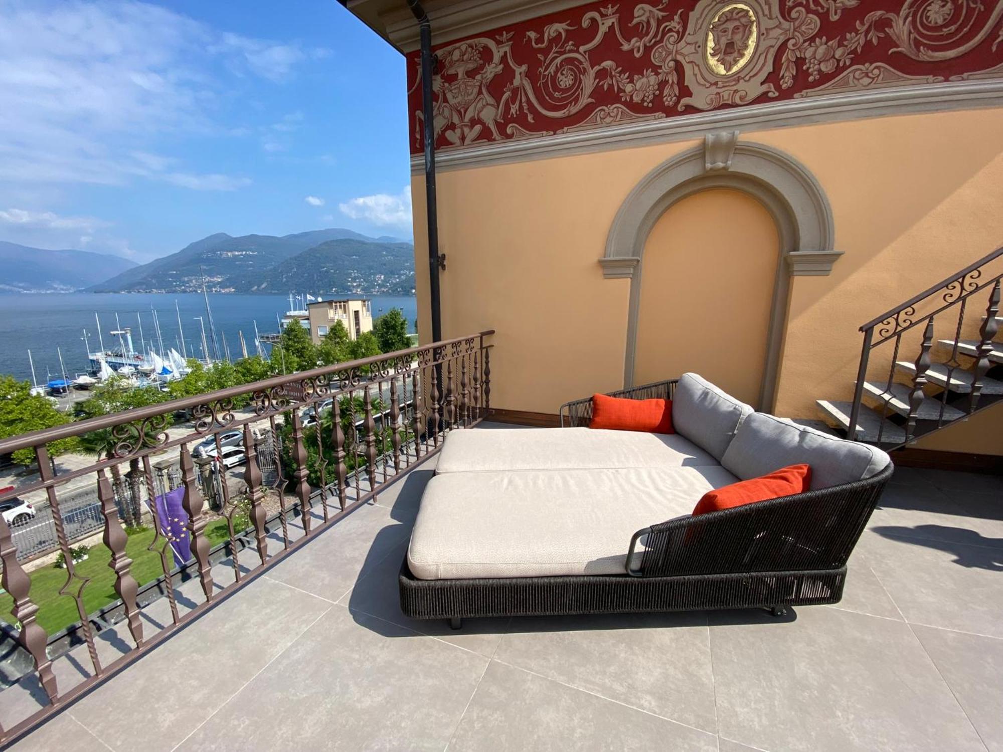 Camin Hotel Luino Exterior foto